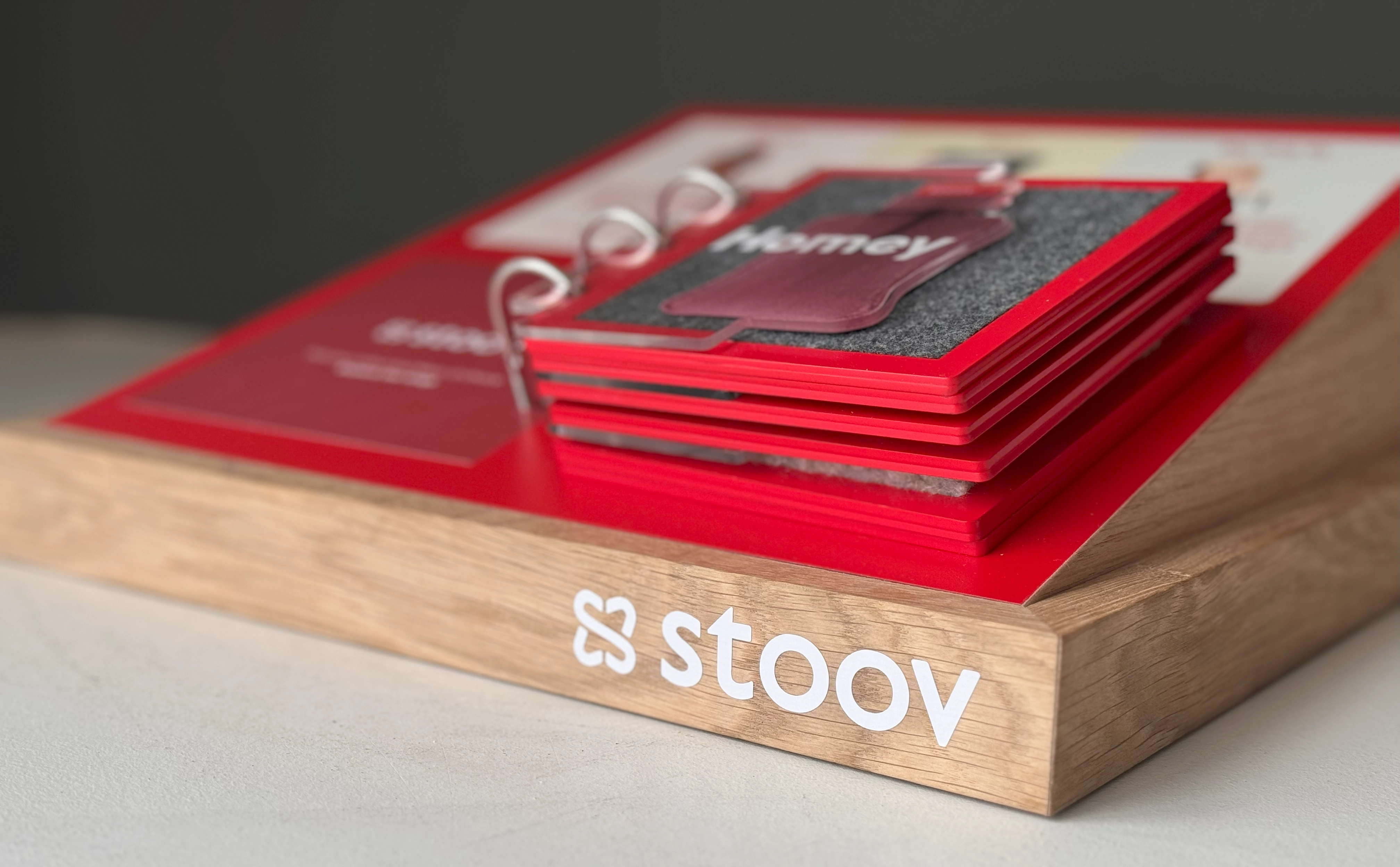 Stoov retail display unit with swatches side view by Attero Retail Design Agency