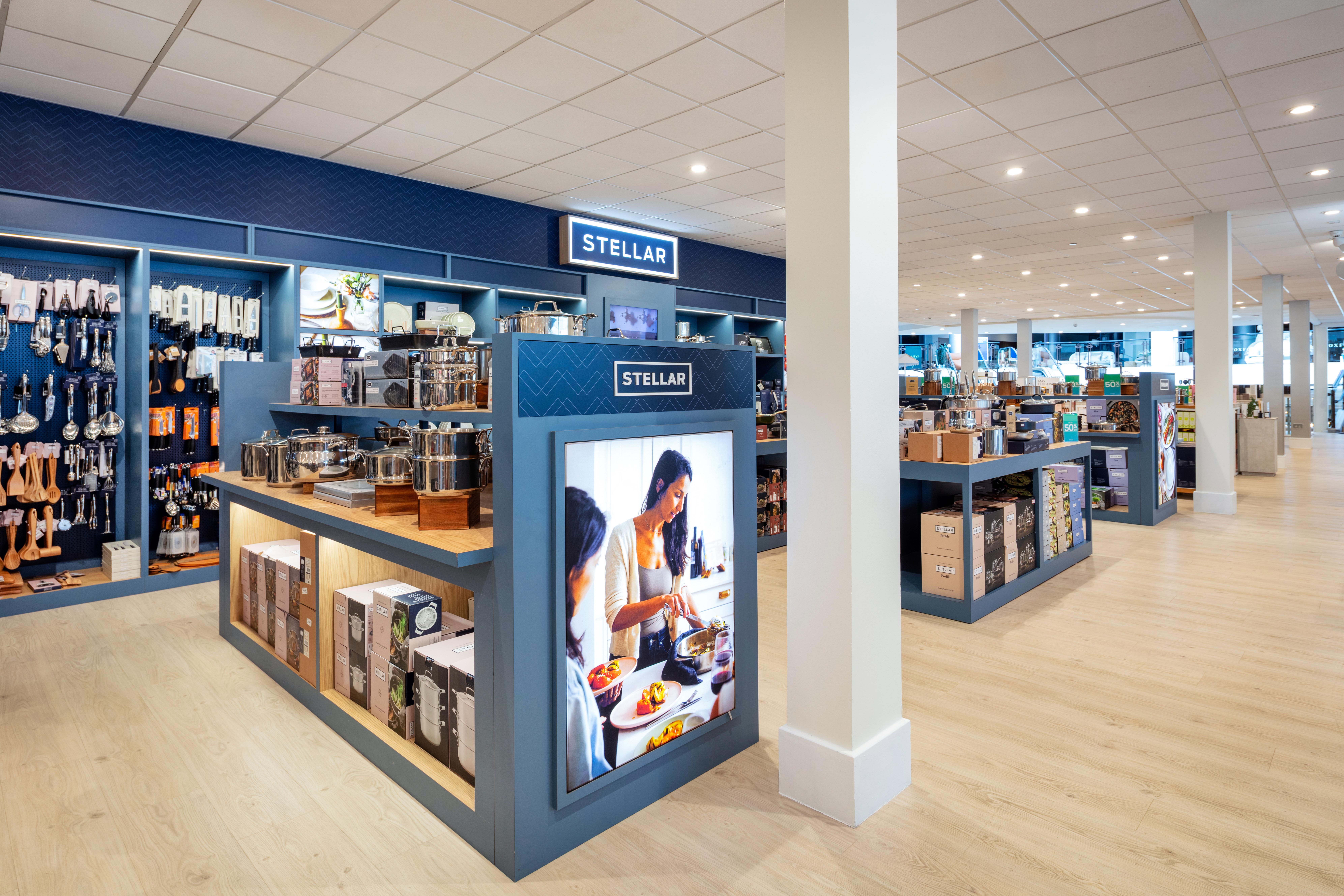 STELLAR ARNOTTS RETAIL FIXTURE DISPLAY 4 by Attero Retail Design